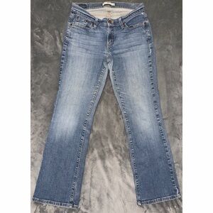 💙 Levi's Light Wash Curvy Boot Cut Jeans